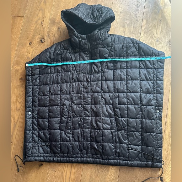 Sisley Black Quilted Outerwear - Picture 12 of 14